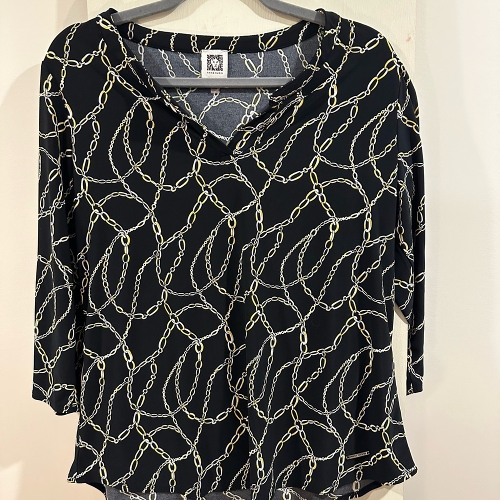 Anne Klein Black Top with Chain Pattern